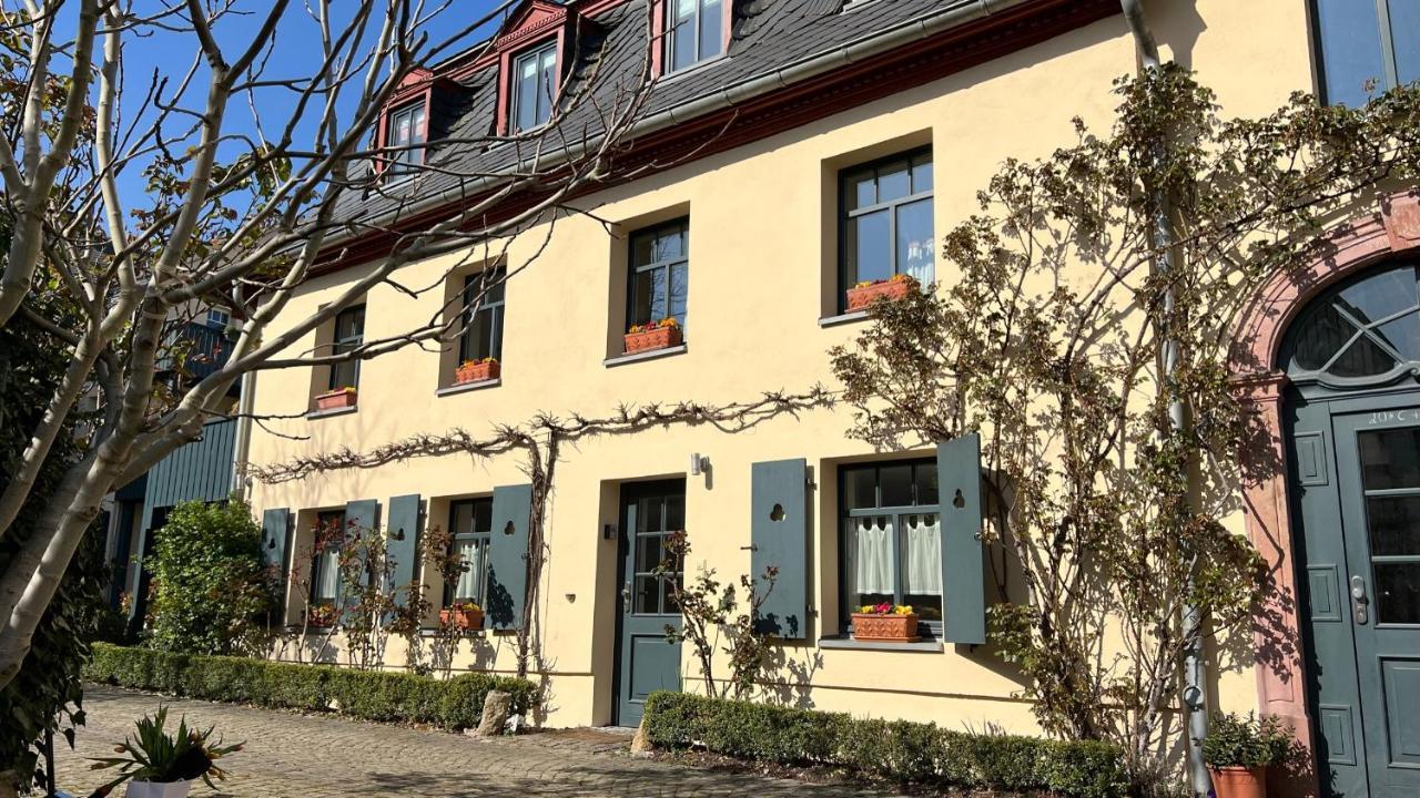 Ferienwohnung Im Stadionischem Hof Walluf Dış mekan fotoğraf